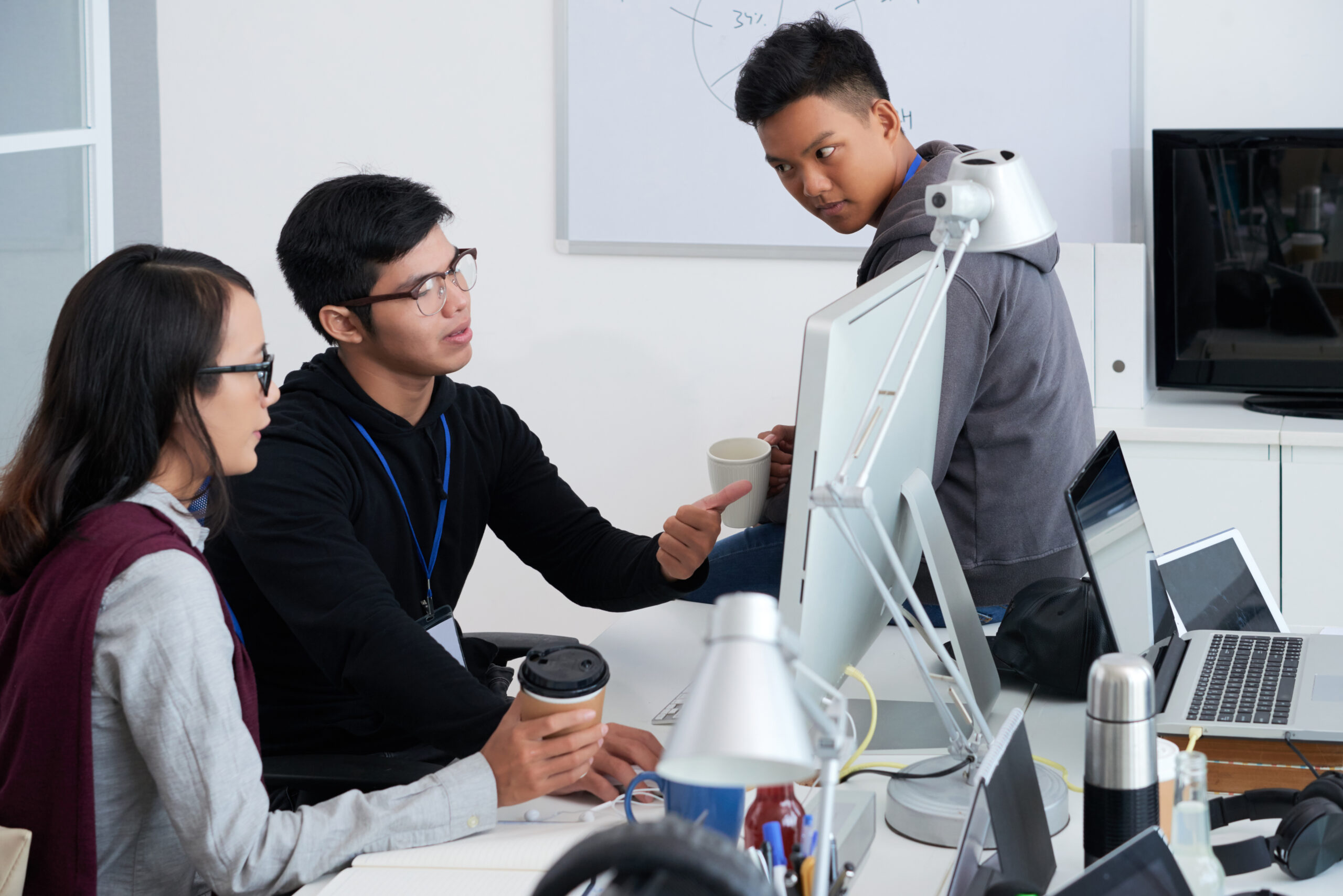 The Future of Marketing: Human + AI Hybrid Model